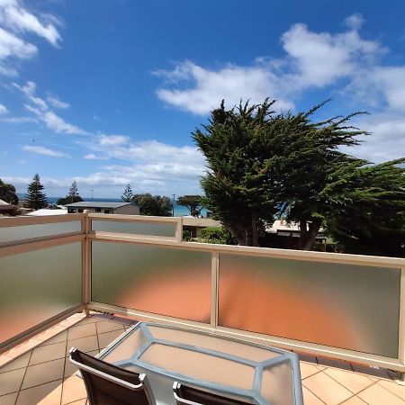 Angela'S Beach Stays Apollo Bay Exterior foto